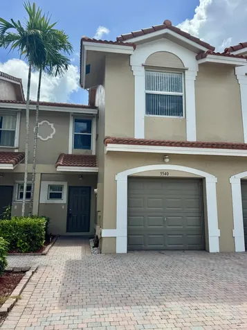 5540 NW 90th Terrace Sunrise FL 33351
