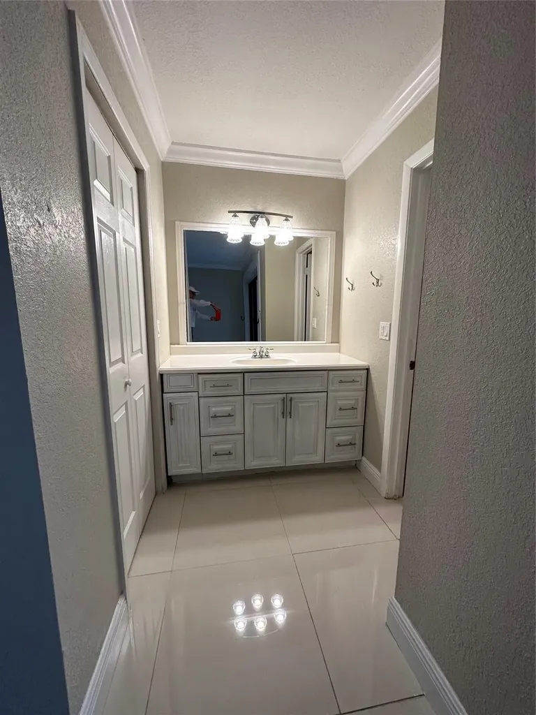 22435 SW 61st Way Boca Raton FL 33428