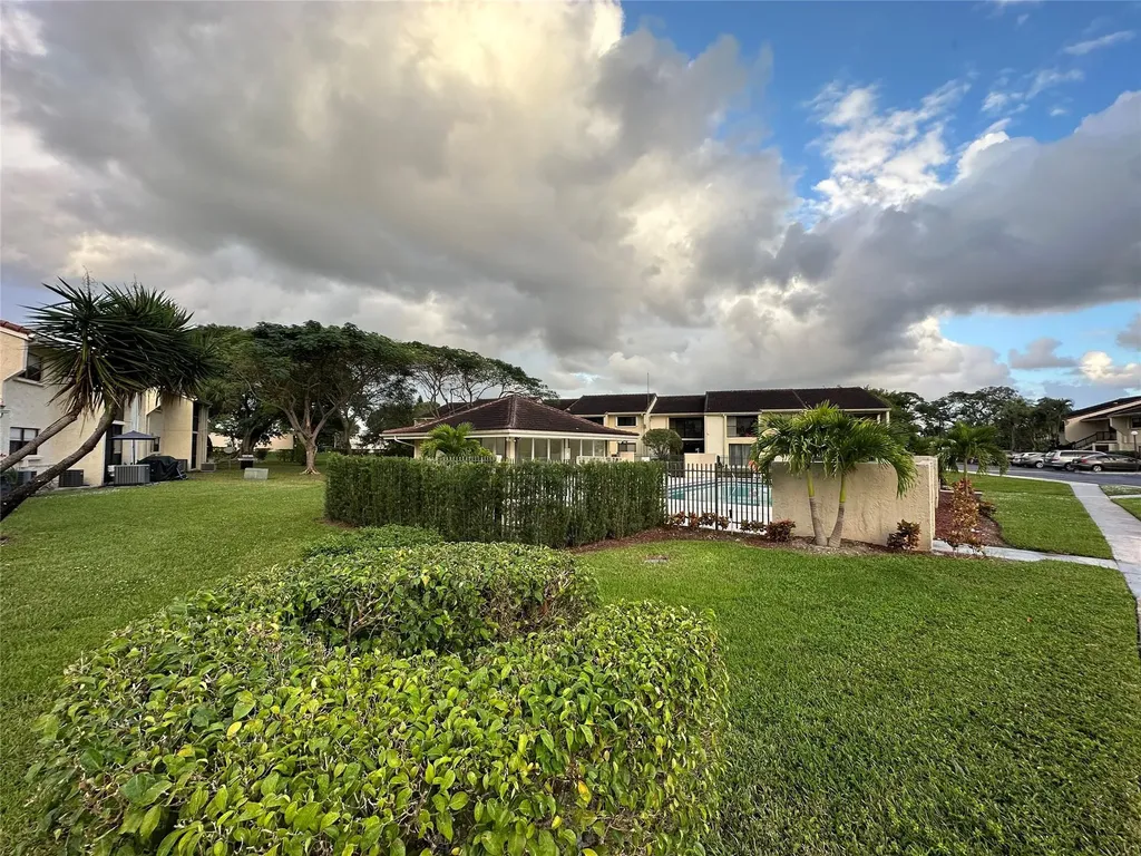 22435 SW 61st Way Boca Raton FL 33428