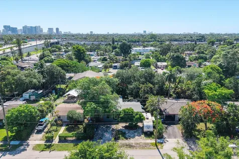 1326 SW 23rd Avenue Fort Lauderdale FL 33312