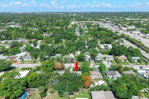 1326 SW 23rd Avenue Fort Lauderdale FL 33312