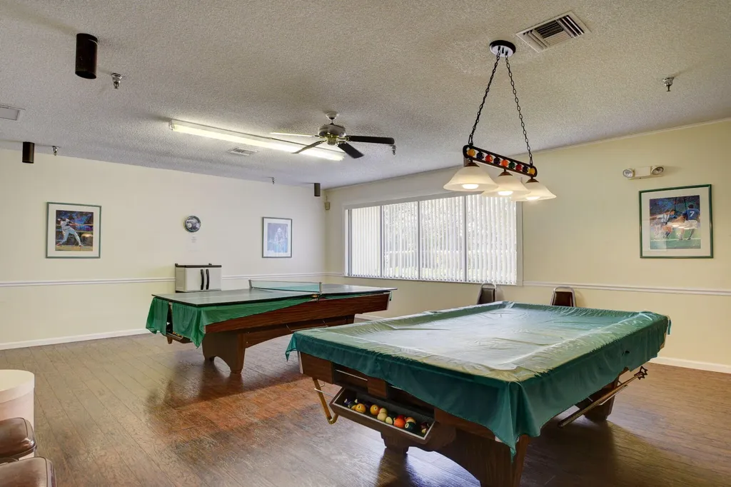 3162 Via Poinciana Lake Worth FL 33467