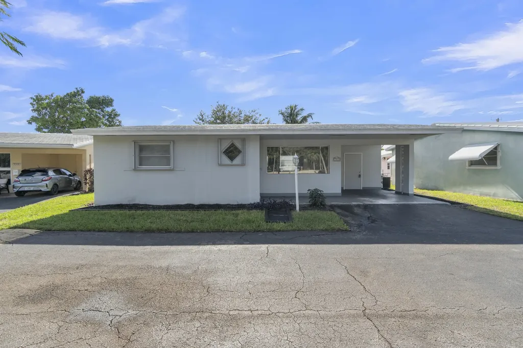 3240 Sheridan Lane Hollywood FL 33021