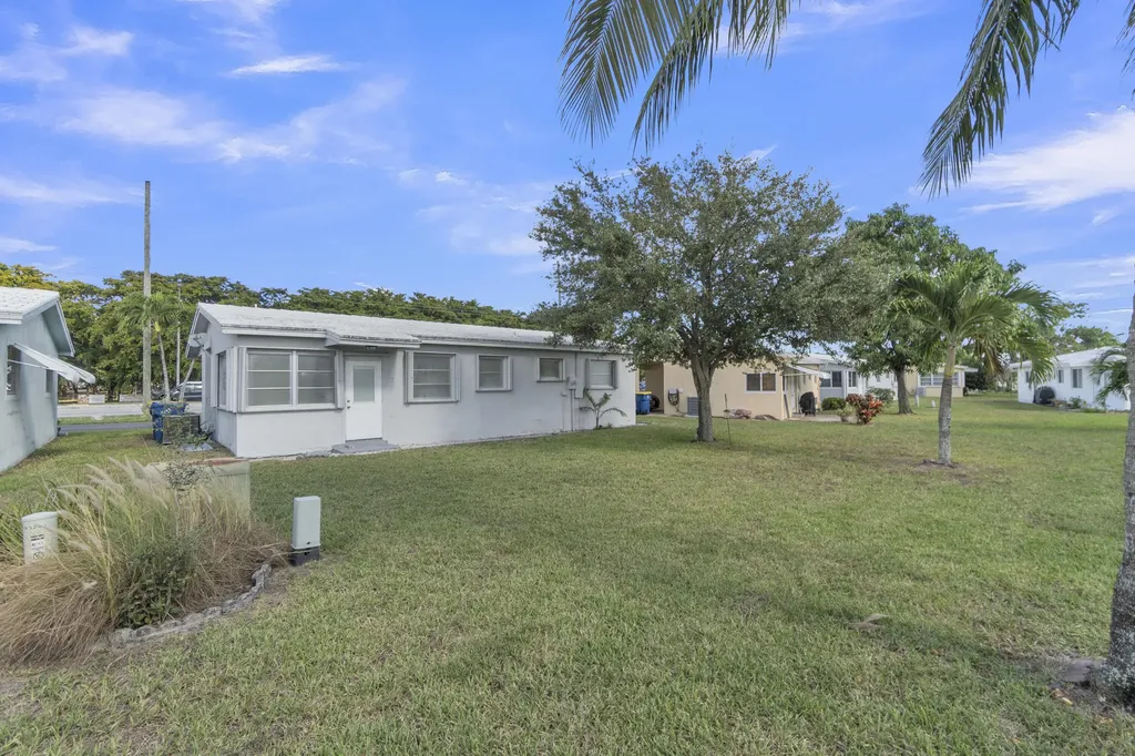 3240 Sheridan Lane Hollywood FL 33021