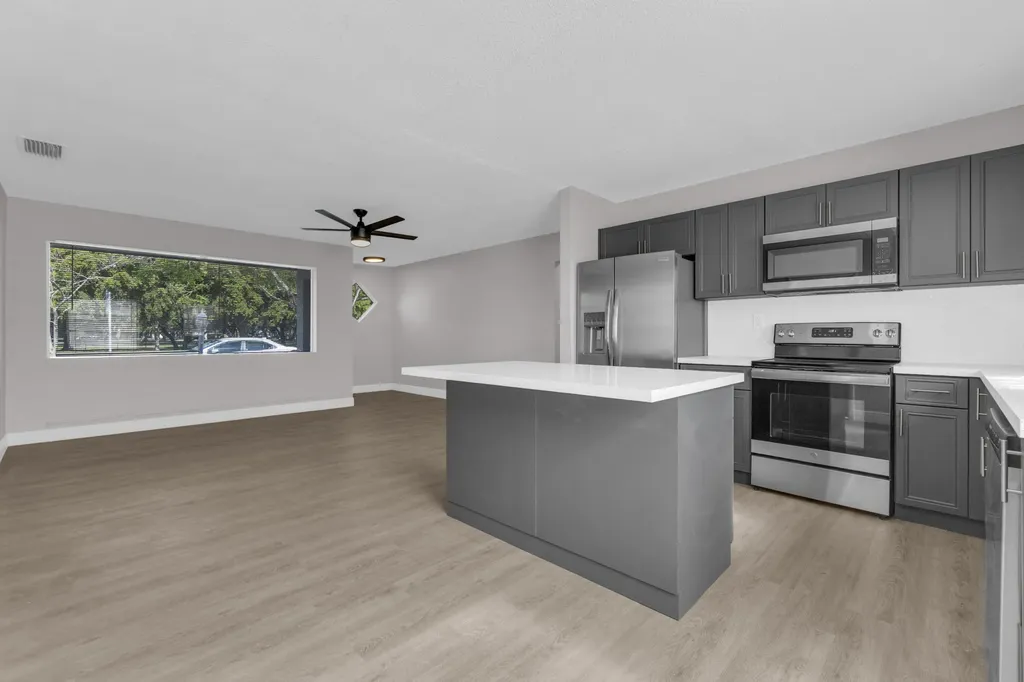 3240 Sheridan Lane Hollywood FL 33021