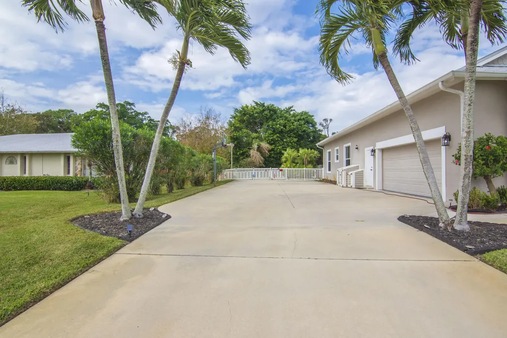2986 SE Farley Road Port St Lucie FL 34952