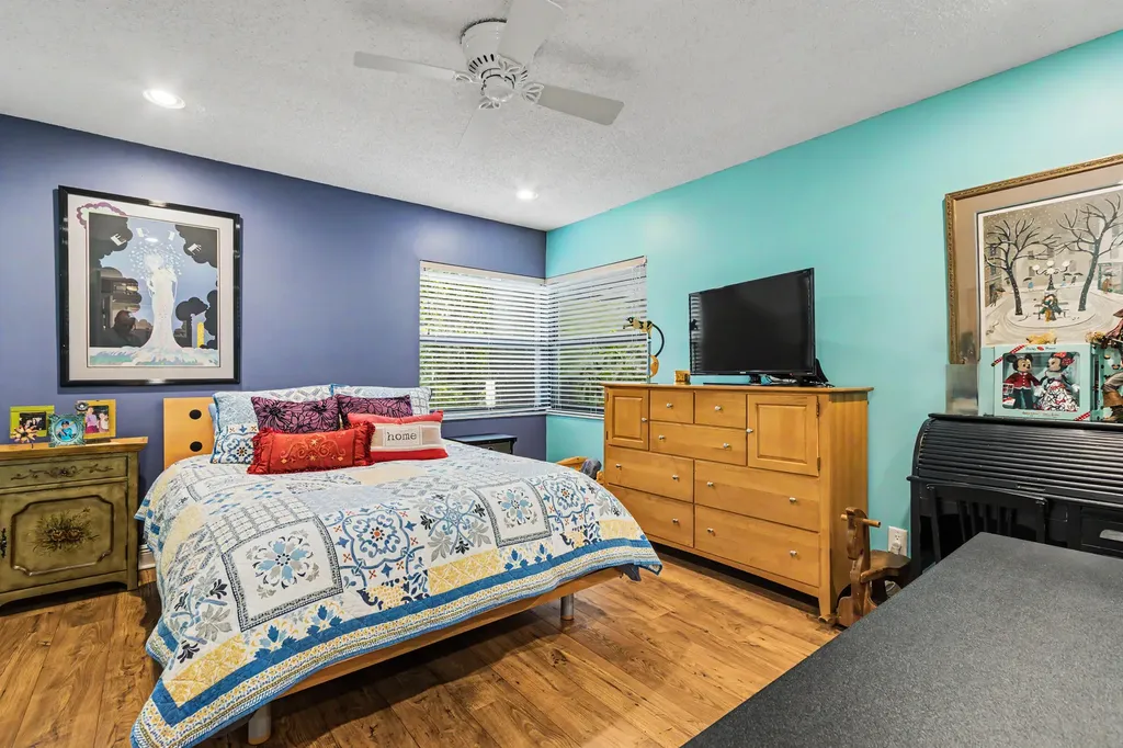 8255 NW 51st Court Coral Springs FL 33067