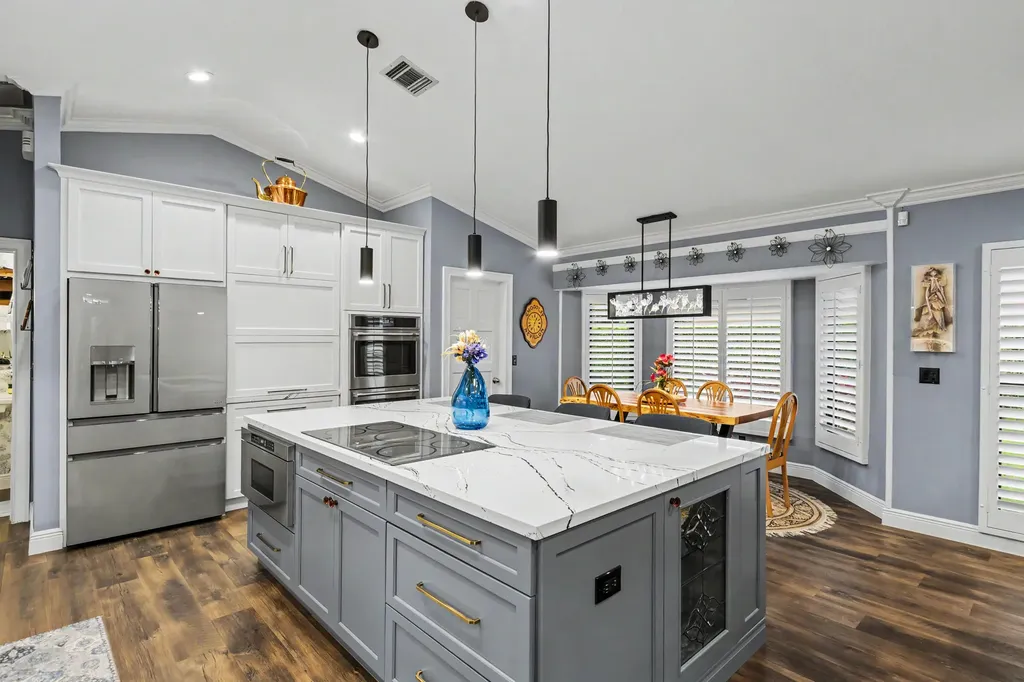 8255 NW 51st Court Coral Springs FL 33067
