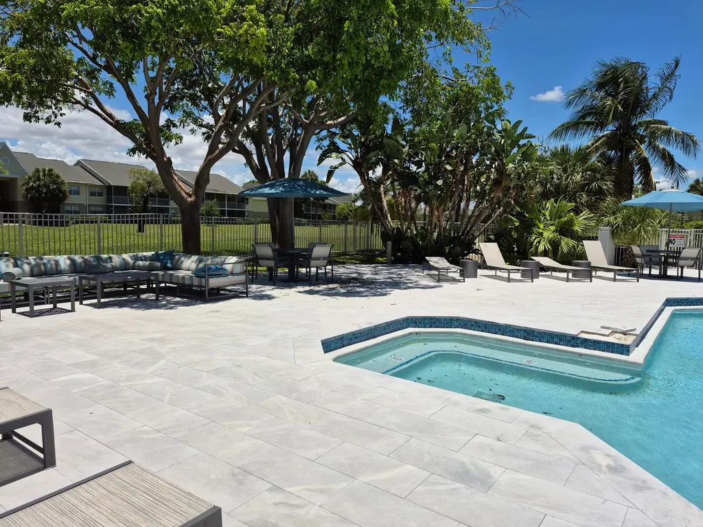 2823 N Course Drive Pompano Beach FL 33069