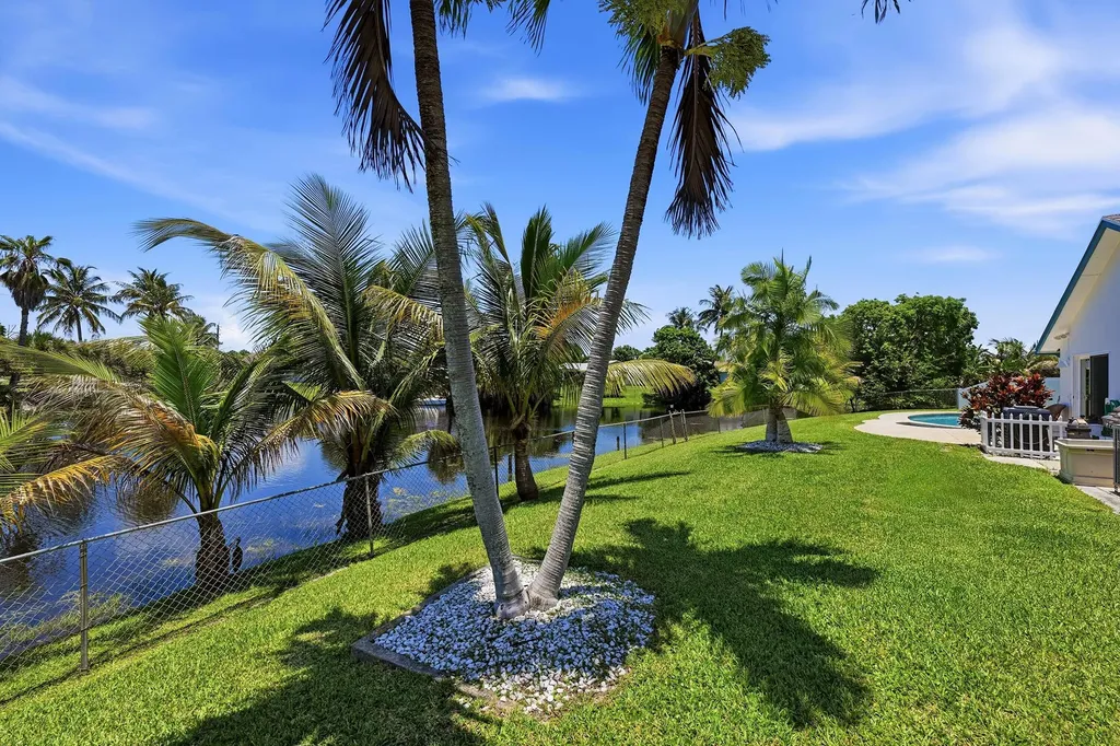 1401 SW 28th Terrace Deerfield Beach FL 33442