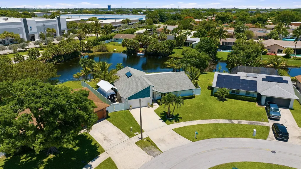 1401 SW 28th Terrace Deerfield Beach FL 33442