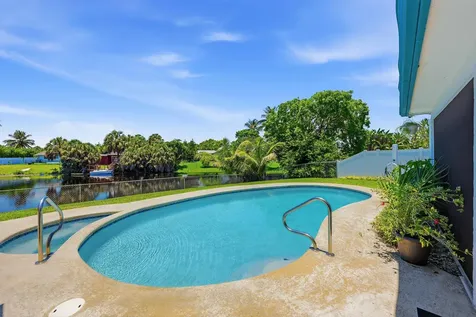 1401 SW 28th Terrace Deerfield Beach FL 33442