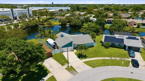 1401 SW 28th Terrace Deerfield Beach FL 33442