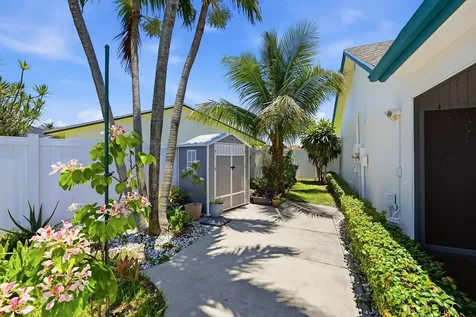 1401 SW 28th Terrace Deerfield Beach FL 33442