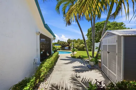 1401 SW 28th Terrace Deerfield Beach FL 33442