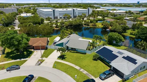 1401 SW 28th Terrace Deerfield Beach FL 33442
