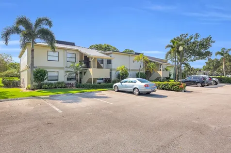 12962 Briarlake Drive West Palm Beach FL 33418