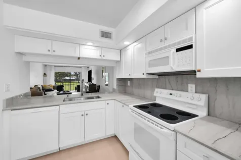 12962 Briarlake Drive West Palm Beach FL 33418