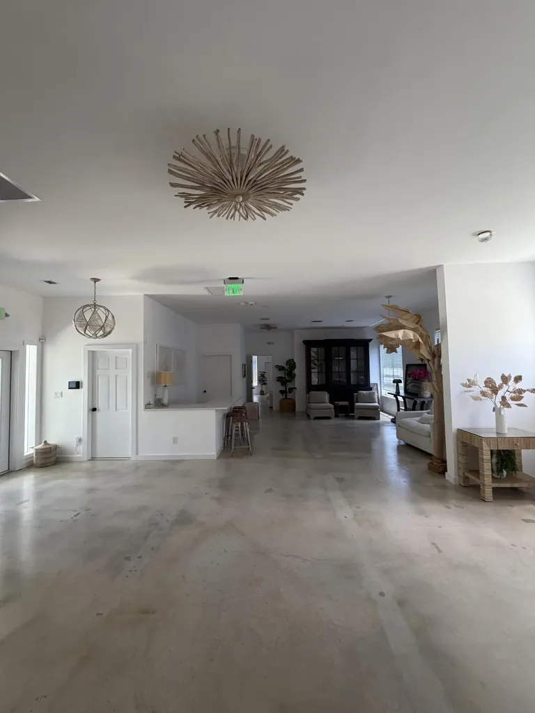 200 SE 7th Avenue Delray Beach FL