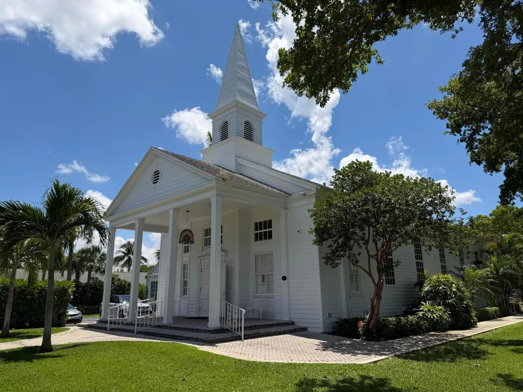 200 SE 7th Avenue Delray Beach FL