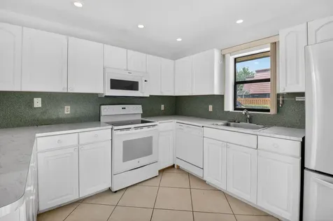 7582 Courtyard Run E Boca Raton FL 33433