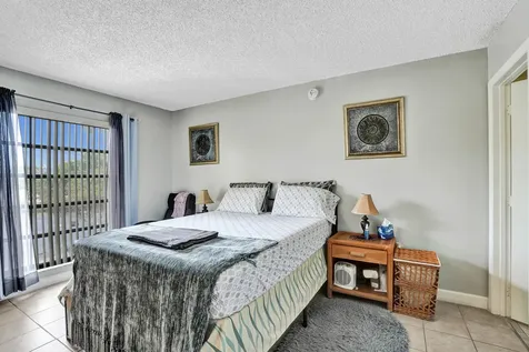 5570 NW 44th Street Lauderhill FL 33319
