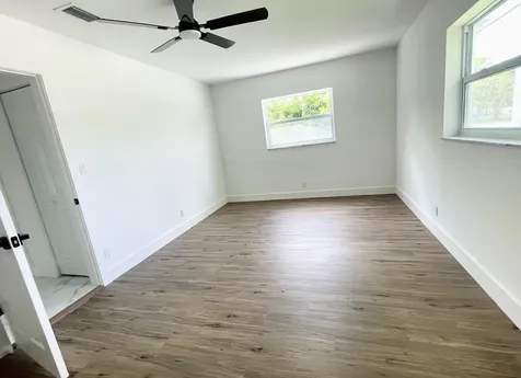 6606 NW 95th Avenue Tamarac FL 33321