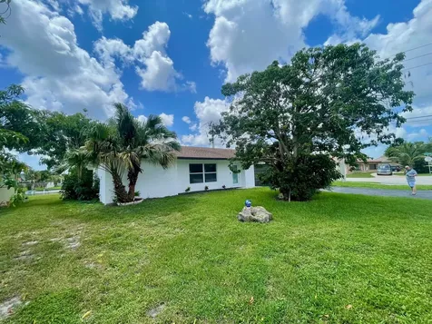 6606 NW 95th Avenue Tamarac FL 33321