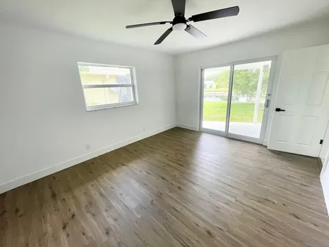 6606 NW 95th Avenue Tamarac FL 33321