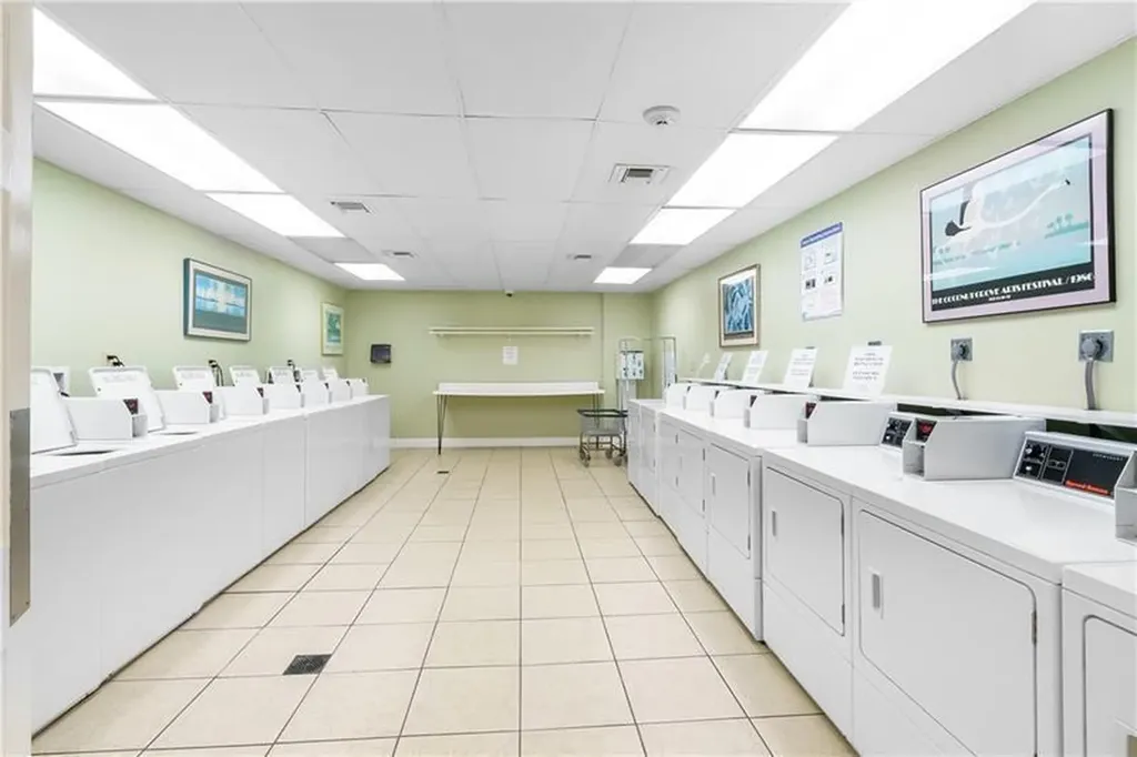 3000 E Sunrise Boulevard Fort Lauderdale FL 33304