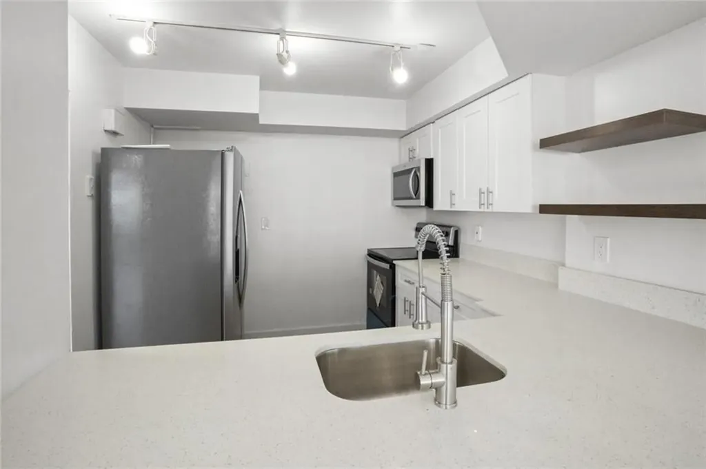 3000 E Sunrise Boulevard Fort Lauderdale FL 33304