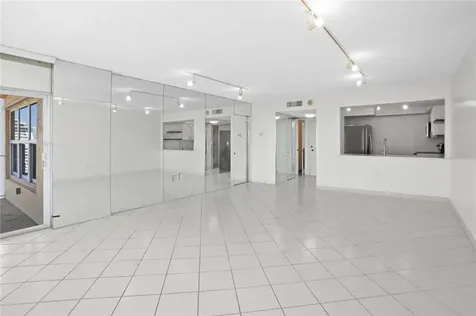 3000 E Sunrise Boulevard Fort Lauderdale FL 33304