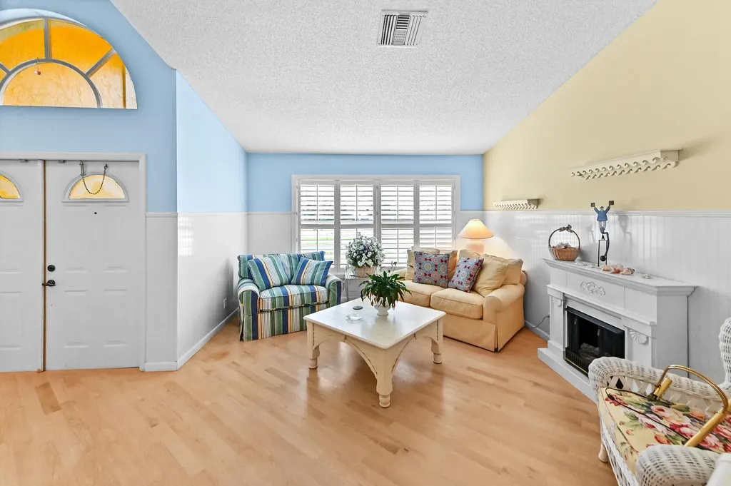 7461 Anadale Circle Lake Worth FL 33467
