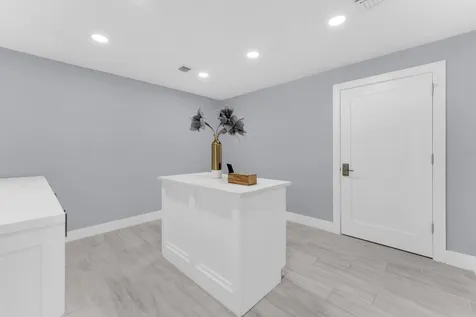 6692 N Grande Drive Boca Raton FL 33433
