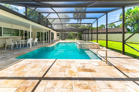6692 N Grande Drive Boca Raton FL 33433