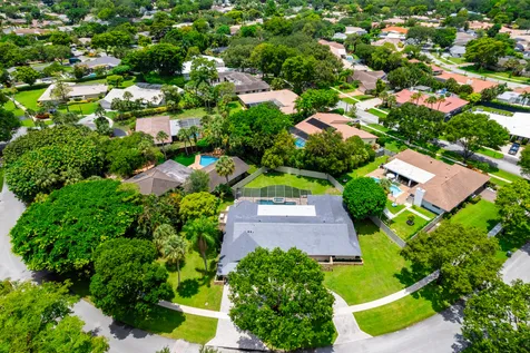 6692 N Grande Drive Boca Raton FL 33433