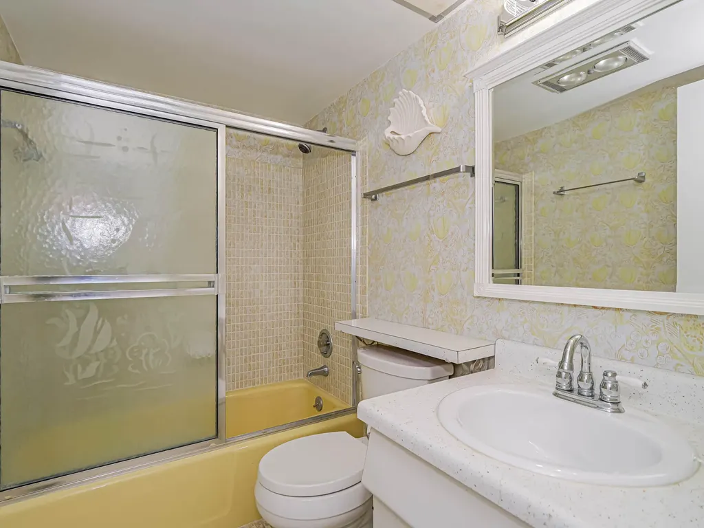 37 Yacht Club Drive North Palm Beach FL 33408