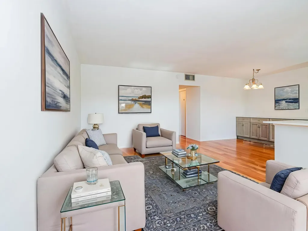 37 Yacht Club Drive North Palm Beach FL 33408