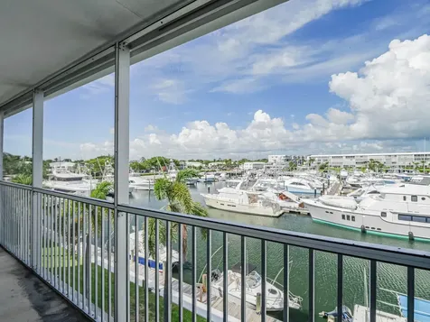 37 Yacht Club Drive North Palm Beach FL 33408