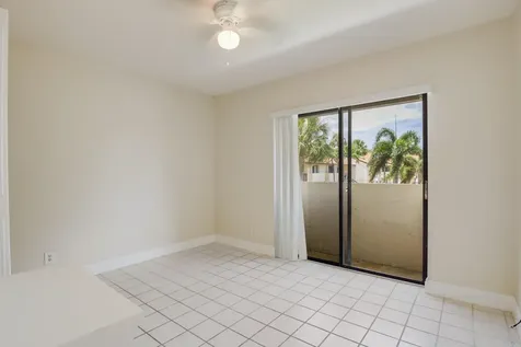 3340 Lucerne Park Drive Greenacres FL 33467