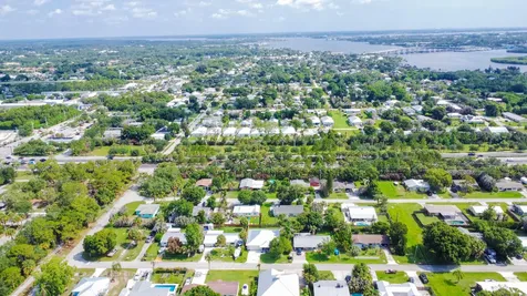 1006 SW 34th Terrace Palm City FL 34990
