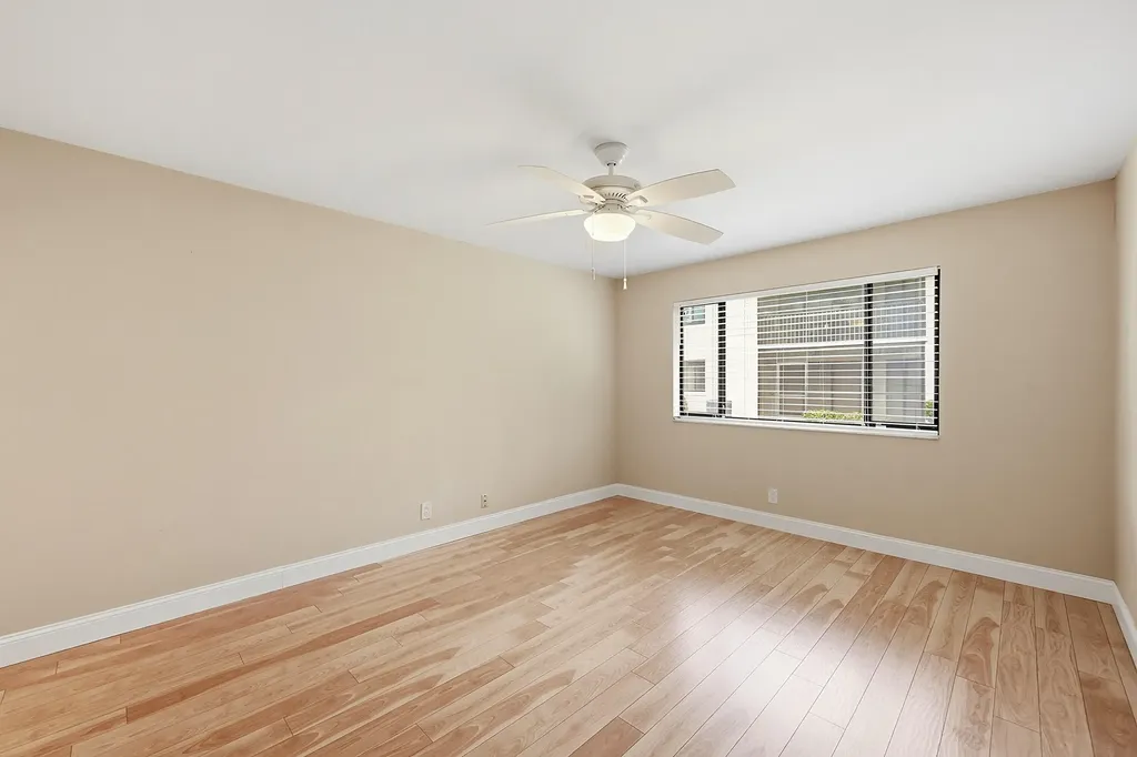 8073 NW 15th Manor Plantation FL 33322