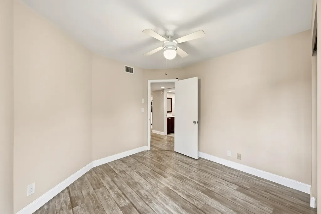 8073 NW 15th Manor Plantation FL 33322