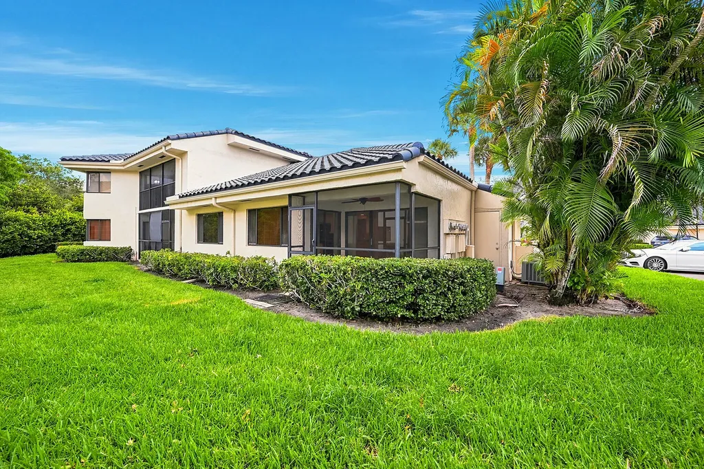 8073 NW 15th Manor Plantation FL 33322