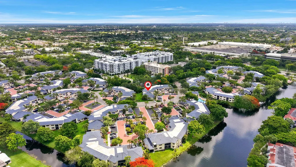 8073 NW 15th Manor Plantation FL 33322