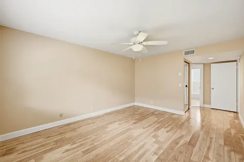 8073 NW 15th Manor Plantation FL 33322