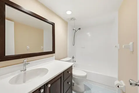 8073 NW 15th Manor Plantation FL 33322