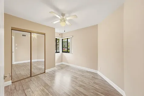 8073 NW 15th Manor Plantation FL 33322