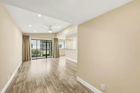 8073 NW 15th Manor Plantation FL 33322