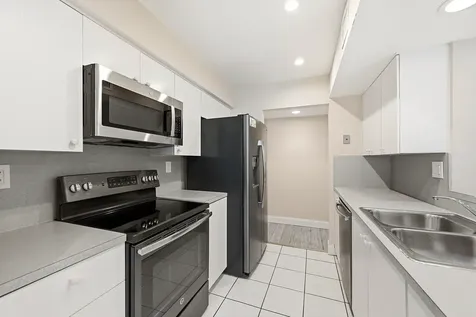 8073 NW 15th Manor Plantation FL 33322